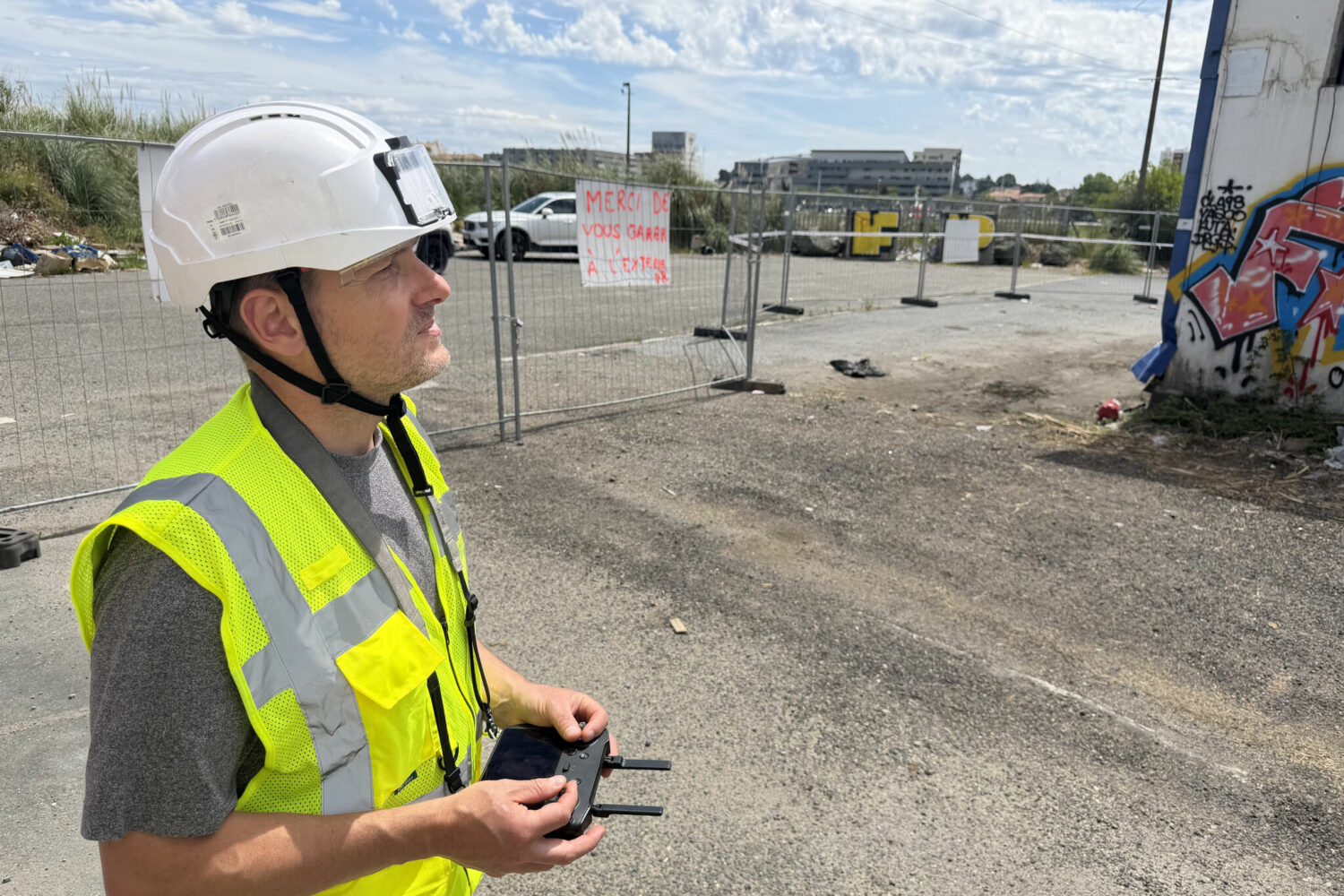 Comédia Production - tournage drone EPFL Pays Basque port de Bayonne désamiantage