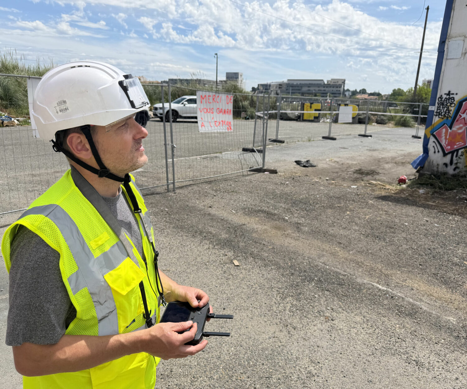 Comédia Production - tournage drone EPFL Pays Basque port de Bayonne désamiantage